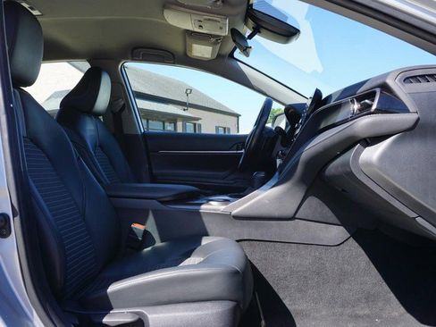 Used 2022 Toyota Camry SE image 26