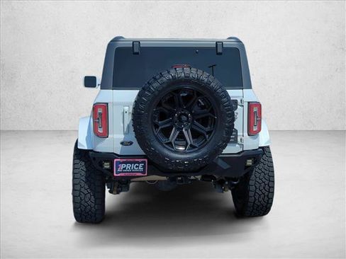 Used 2022 Ford Bronco Badlands w/ Sasquatch Package AWD/4WD image 6