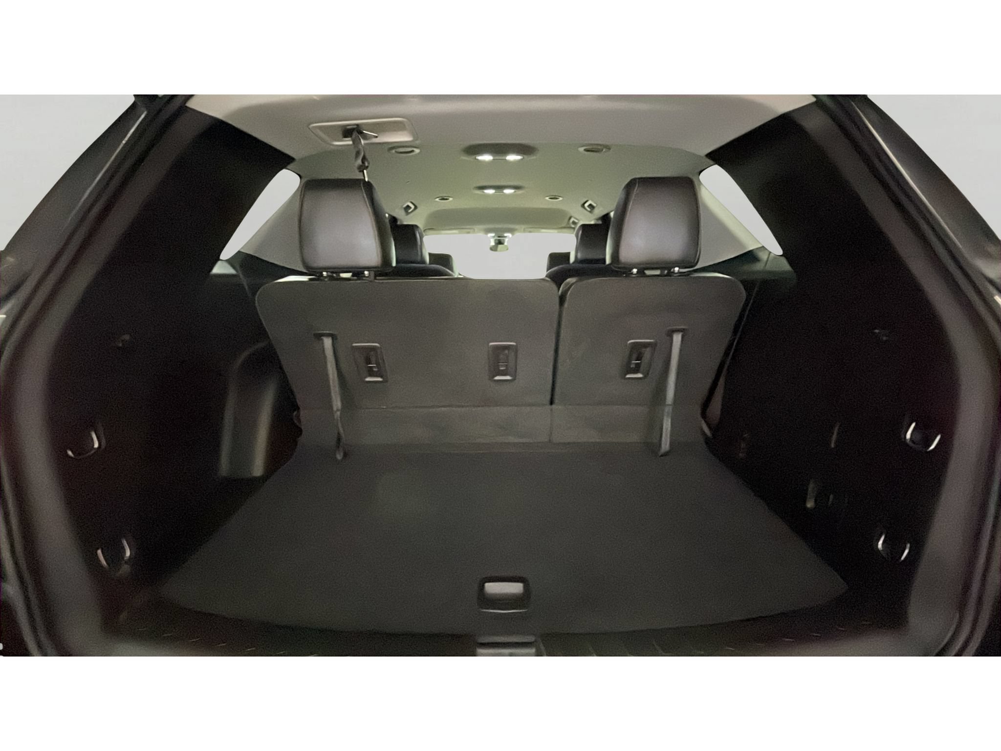 Used 2021 Chevrolet Traverse LT w/ LT Premium Package AWD/4WD image 17