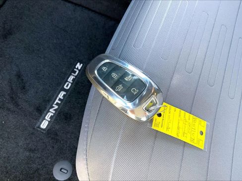 Certified 2023 Hyundai Santa Cruz SEL image 15