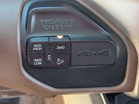 Used 2019 RAM 2500 Laramie image 32