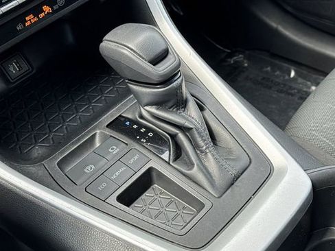 Used 2023 Toyota RAV4 XLE FWD image 24