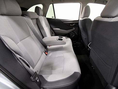 Used 2022 Subaru Outback Premium image 18