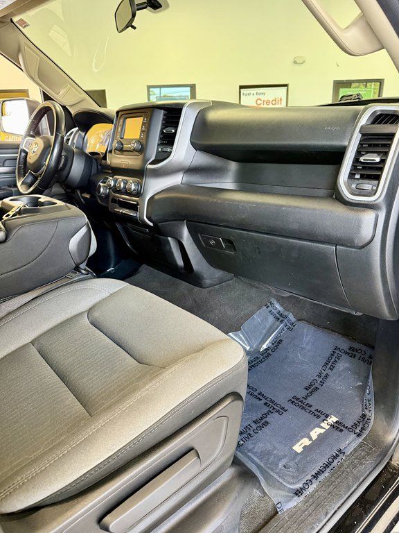 Used 2020 RAM 1500 Big Horn AWD/4WD image 11