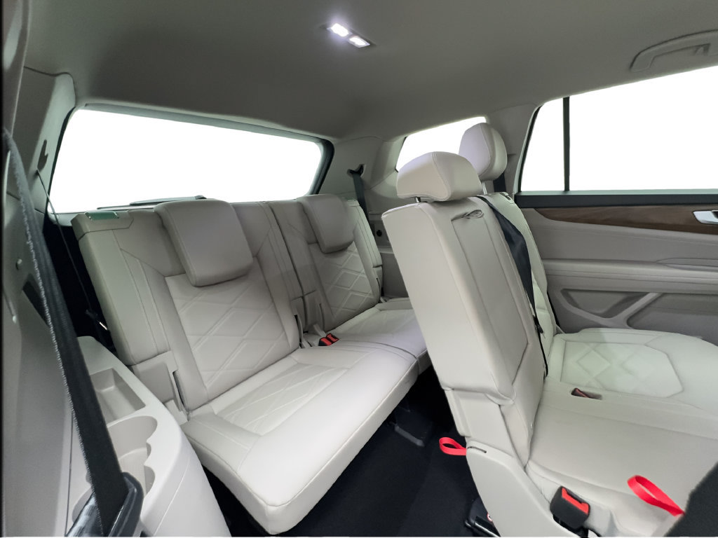 Used 2026 Volkswagen Atlas SE FWD image 33