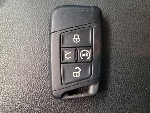 Used 2019 Volkswagen Jetta GLI Autobahn image 32