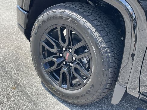 New 2026 GMC Sierra 1500 Elevation w/ Elevation Premium Package image 26