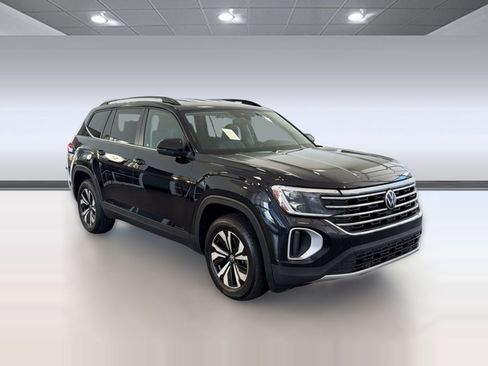 Used 2024 Volkswagen Atlas SE FWD image 7