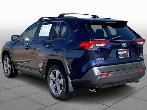 Certified 2021 Toyota RAV4 XLE Premium image 11