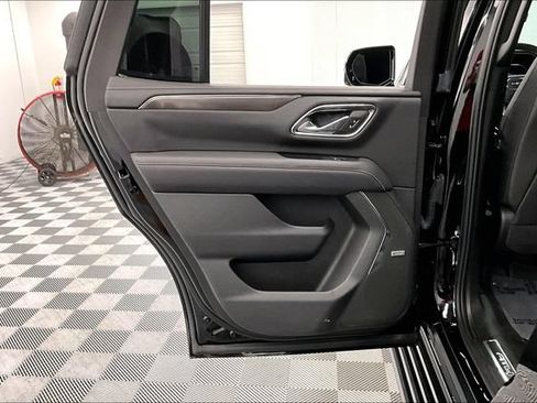 Used 2023 GMC Yukon AT4 w/ Technology Package AWD/4WD image 20