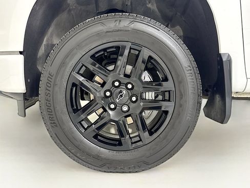 Used 2024 Chevrolet Silverado 1500 RST w/ Convenience Package II AWD/4WD image 31