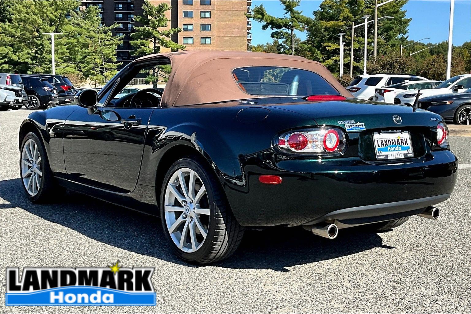 Used 2008 MAZDA MX-5 Miata Grand Touring RWD image 12