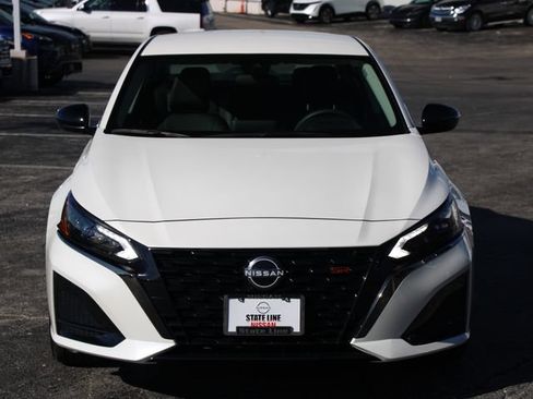 Certified 2025 Nissan Altima 2.5 SR FWD image 7