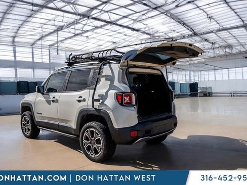 Used 2017 Jeep Renegade Limited image 27