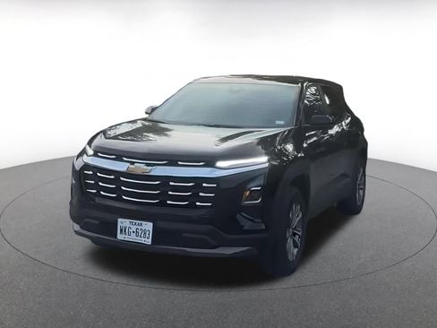 Used 2025 Chevrolet Equinox LT image 7