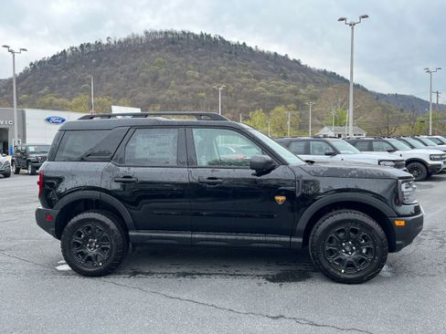 New 2026 Ford Bronco Sport Badlands AWD/4WD image 4
