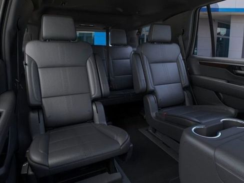 New 2026 Chevrolet Tahoe High Country AWD/4WD image 18