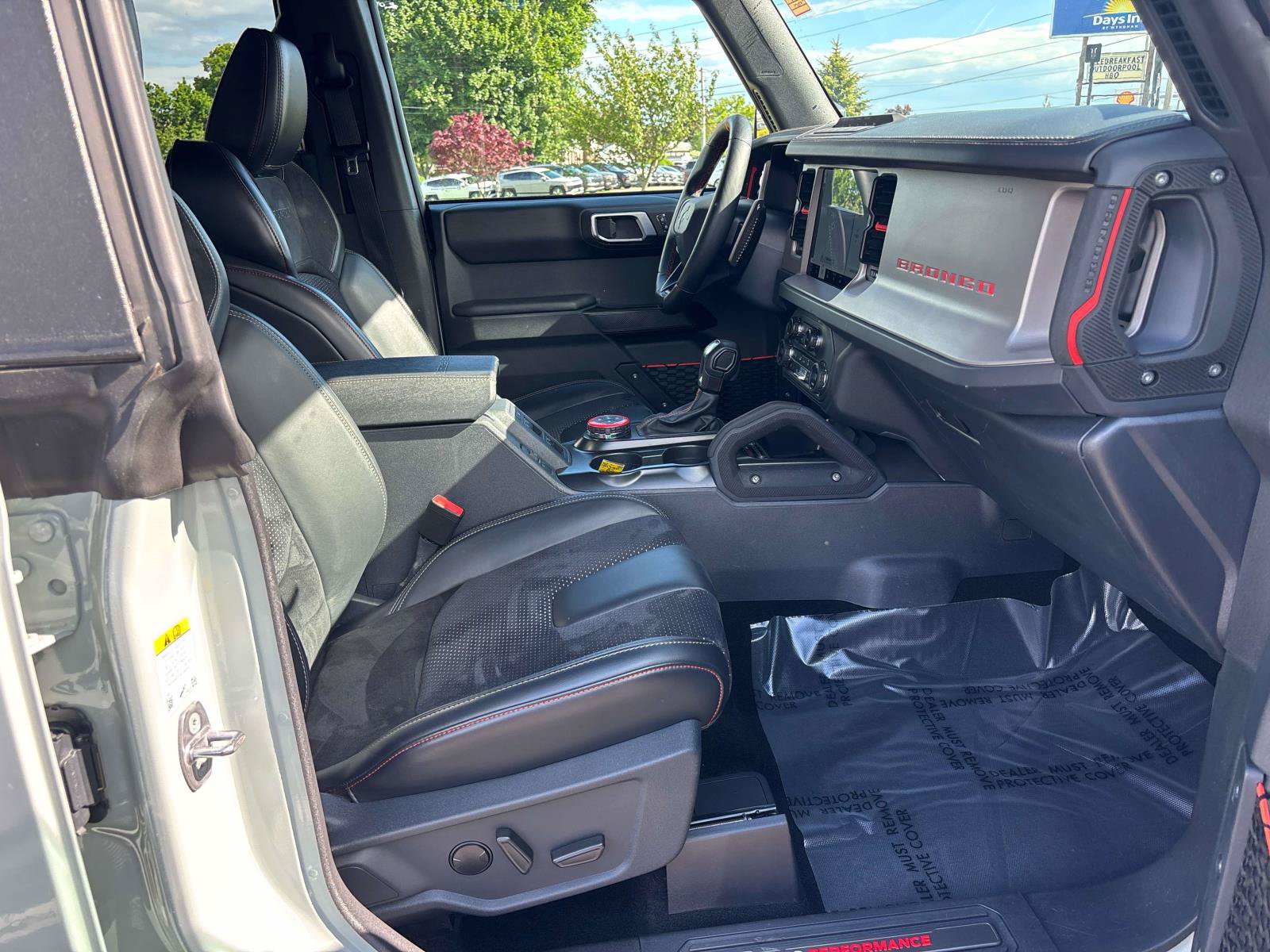 Used 2024 Ford Bronco Raptor AWD/4WD image 13