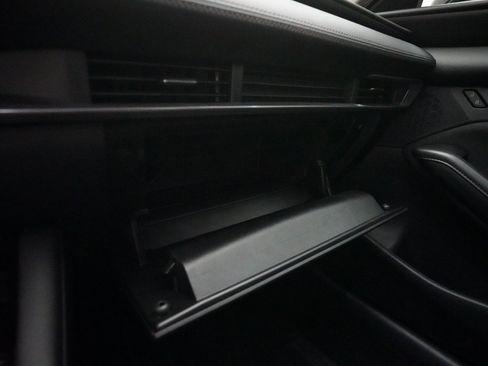 Used 2025 MAZDA MAZDA3 s image 33