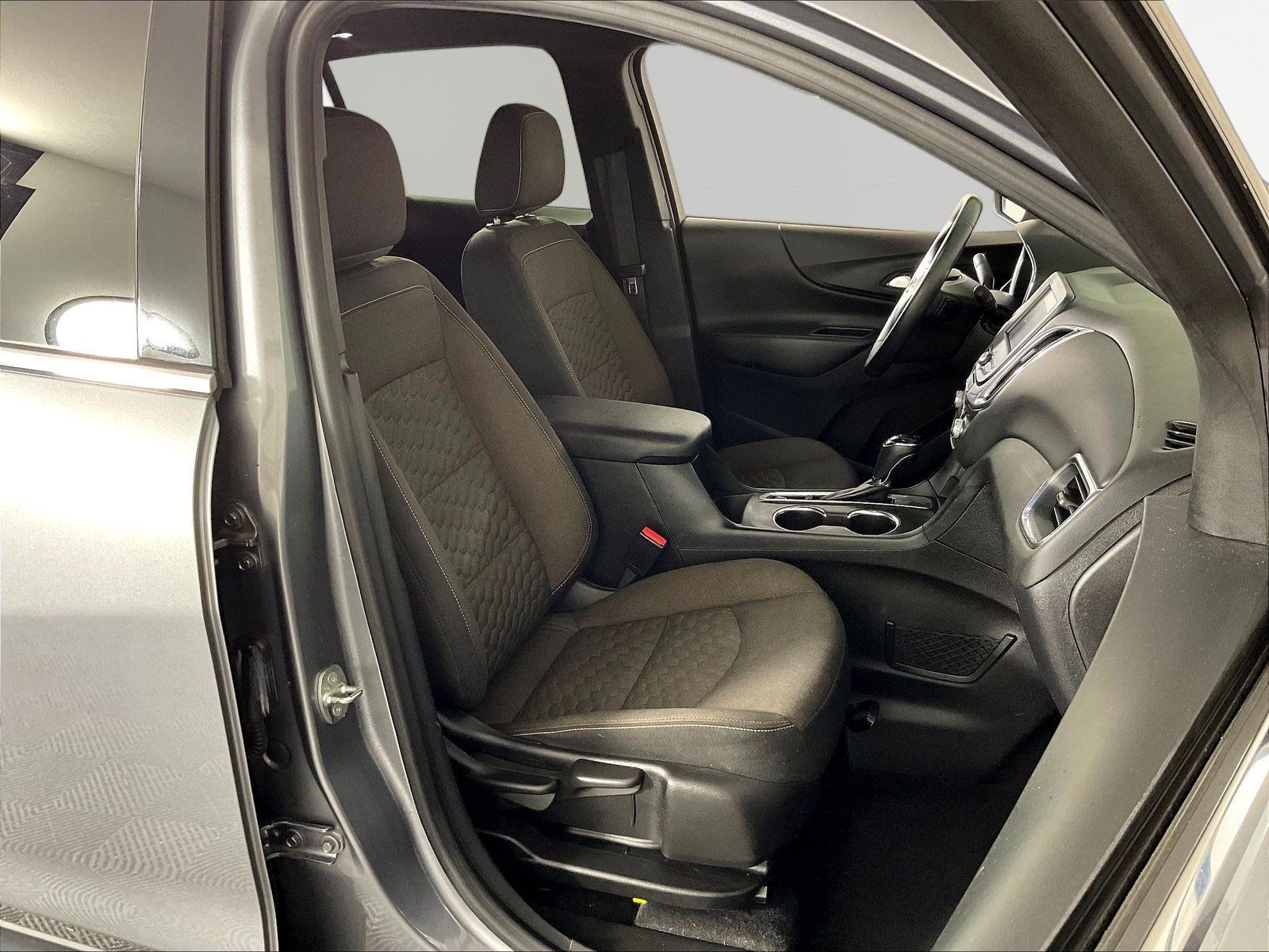 Used 2018 Chevrolet Equinox LT FWD image 28