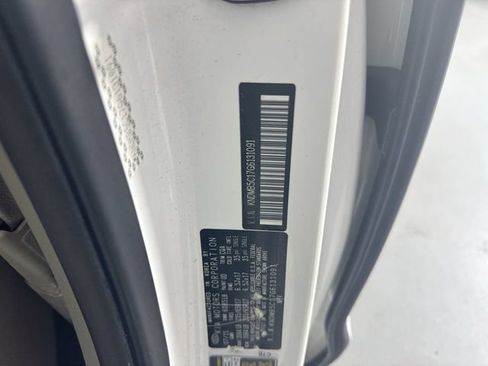 Used 2016 Kia Sedona LX w/ LX Convenience Package FWD image 36