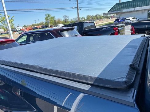 Used 2021 Chevrolet Silverado 1500 Custom w/ Safety Confidence Package image 11