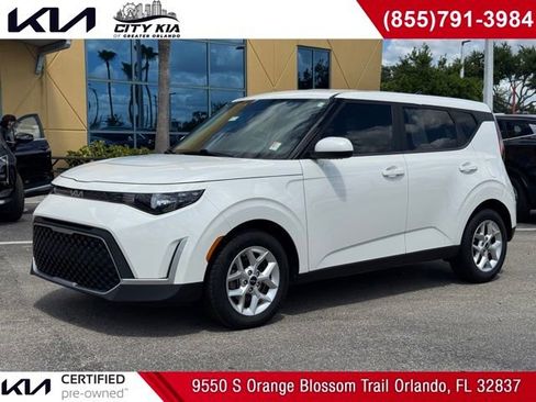 Certified 2023 Kia Soul LX w/ Option Group 015 FWD image 1
