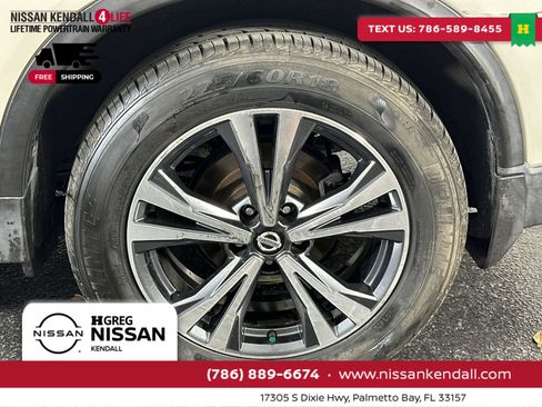 Used 2017 Nissan Rogue SL w/ SL Premium Package image 14