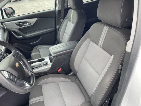 Used 2023 Chevrolet Blazer LT w/ Convenience Package image 3