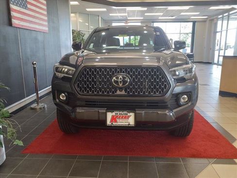 Certified 2022 Toyota Tacoma Limited w/ Nightshade Package AWD/4WD image 4