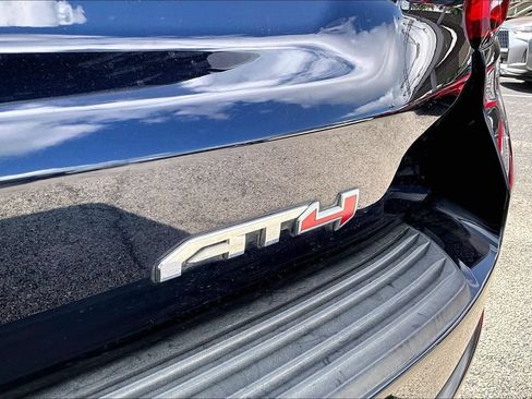 Used 2023 GMC Yukon XL AT4 w/ AT4 Premium Package AWD/4WD image 7