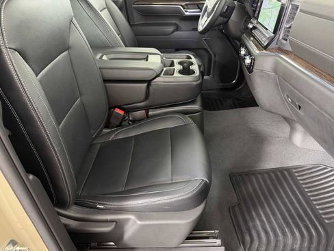 Used 2023 GMC Sierra 1500 Elevation AWD/4WD image 11