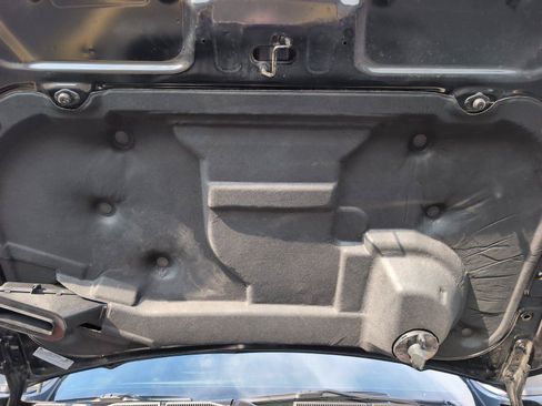 Used 2025 GMC Sierra 2500 AT4X AWD/4WD image 16