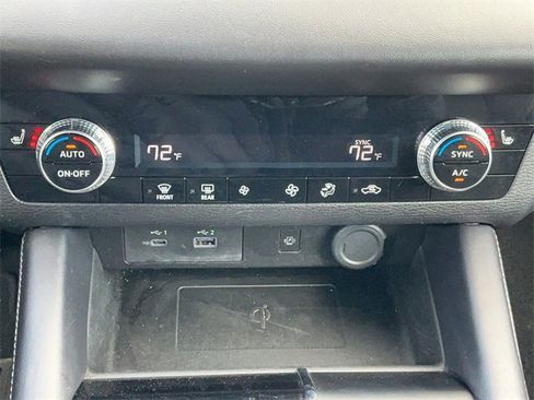 Used 2024 Mitsubishi Outlander SE image 23