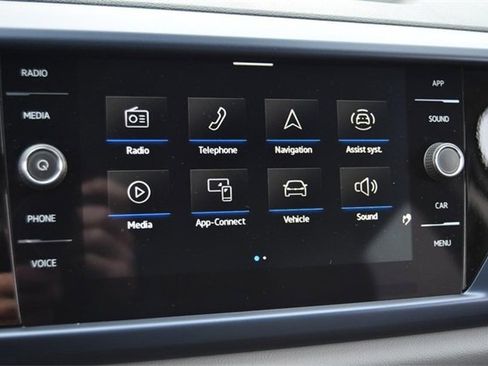 Certified 2023 Volkswagen Taos SE image 13