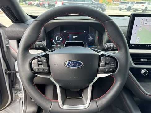 New 2026 Ford Explorer ST-Line w/ ST-Line Street Pack RWD image 10