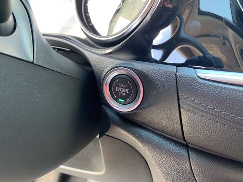 Used 2021 Buick Encore GX Select FWD image 33