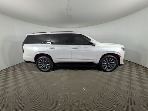 Used 2021 Cadillac Escalade Sport image 2