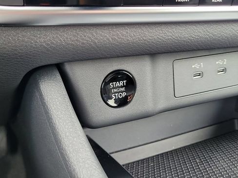 Certified 2026 Nissan Rogue SV FWD image 29