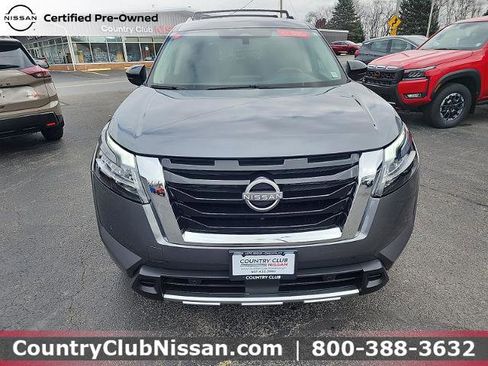 Certified 2023 Nissan Pathfinder SL w/ SL Premium Package image 3