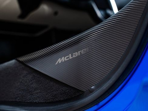 Used 2018 McLaren 570S Spider image 56