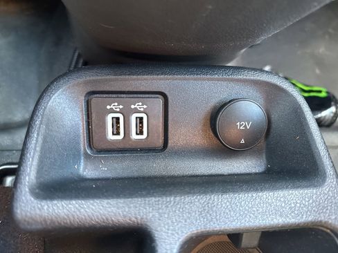 Used 2022 Ford Transit Connect XL FWD image 21