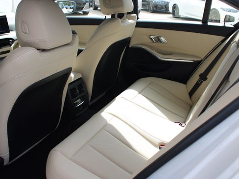 Used 2026 BMW 330i Sedan w/ Convenience Package RWD image 25