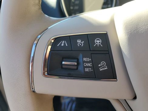 Used 2019 Maserati Levante image 30