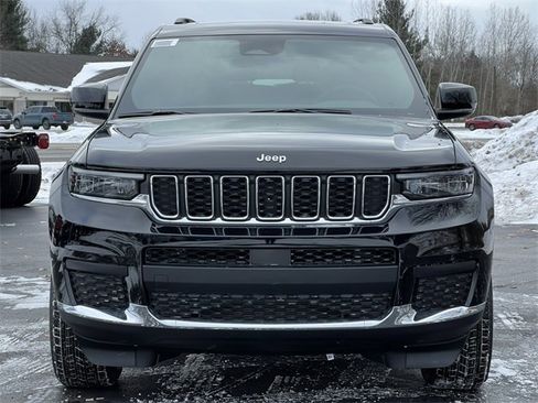 New 2025 Jeep Grand Cherokee L Laredo w/ Luxury Tech Group I image 42