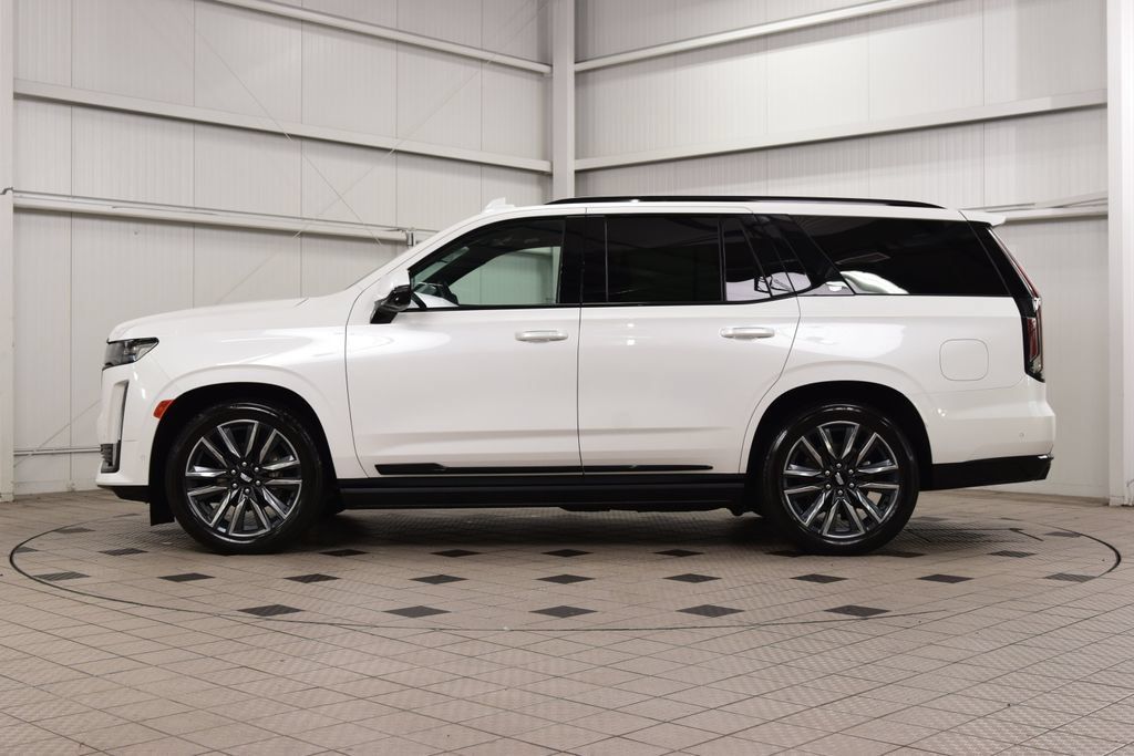 Used 2024 Cadillac Escalade Sport Platinum AWD/4WD image 4