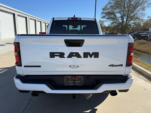 New 2026 RAM 1500 4x4 Crew Cab image 7