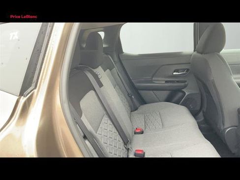 New 2026 Nissan Kicks SV w/ Cold Weather Package FWD image 33