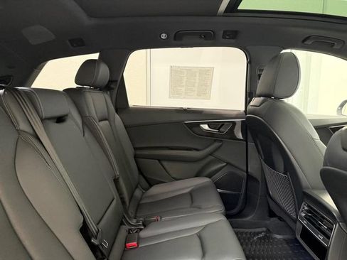 Certified 2026 Audi Q7 3.0T Premium Plus AWD/4WD image 9