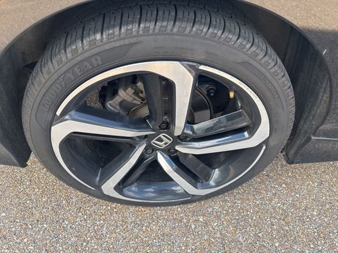 Used 2022 Honda Accord Sport Special Edition image 9